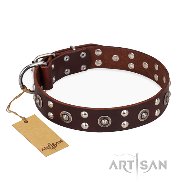 Comfortable wearing exquisite dog collar with rust-proof buckle