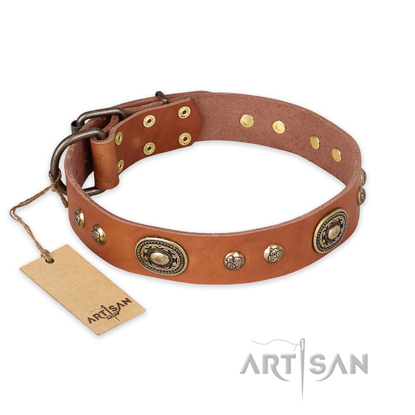 Top quality full grain genuine leather dog collar for easy wearing