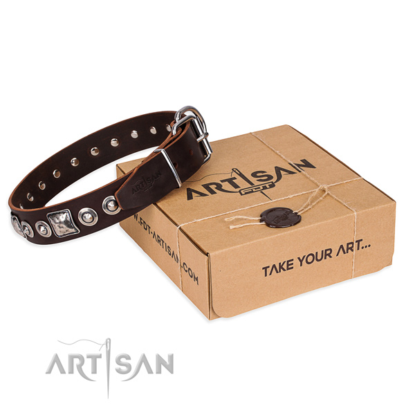 Full grain genuine leather dog collar made of top notch material with rust-proof traditional buckle