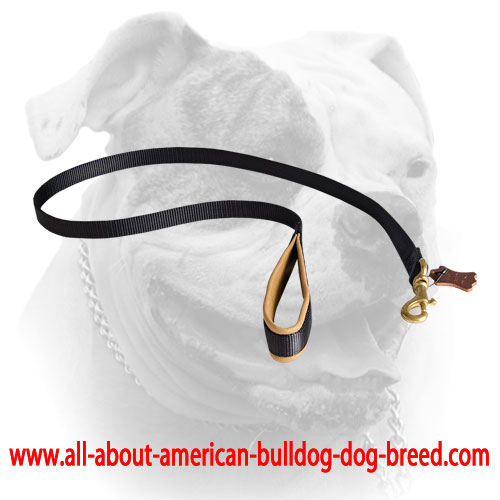 Soft Nappa padded handle for American Bulldog leash